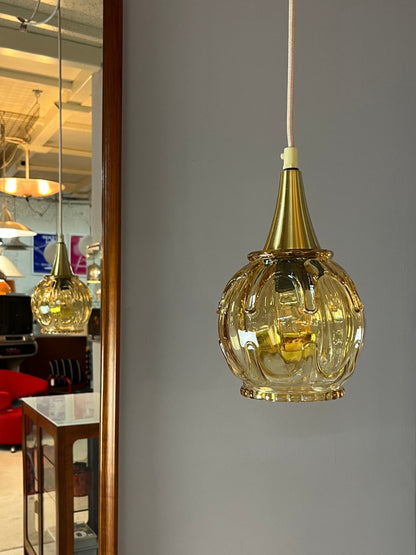 Lampe suspendue vintage en verre jaune doré avec laiton