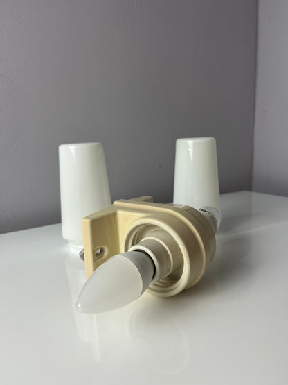 Vintage Wandlampe Modell 6060 von Sigvard Bernadotte für Ifö creme