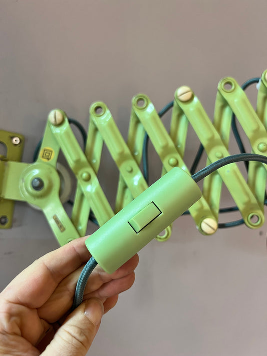 Vintage Scherenlampe mint creme von VEB Zweckleuchtenbau Dresden