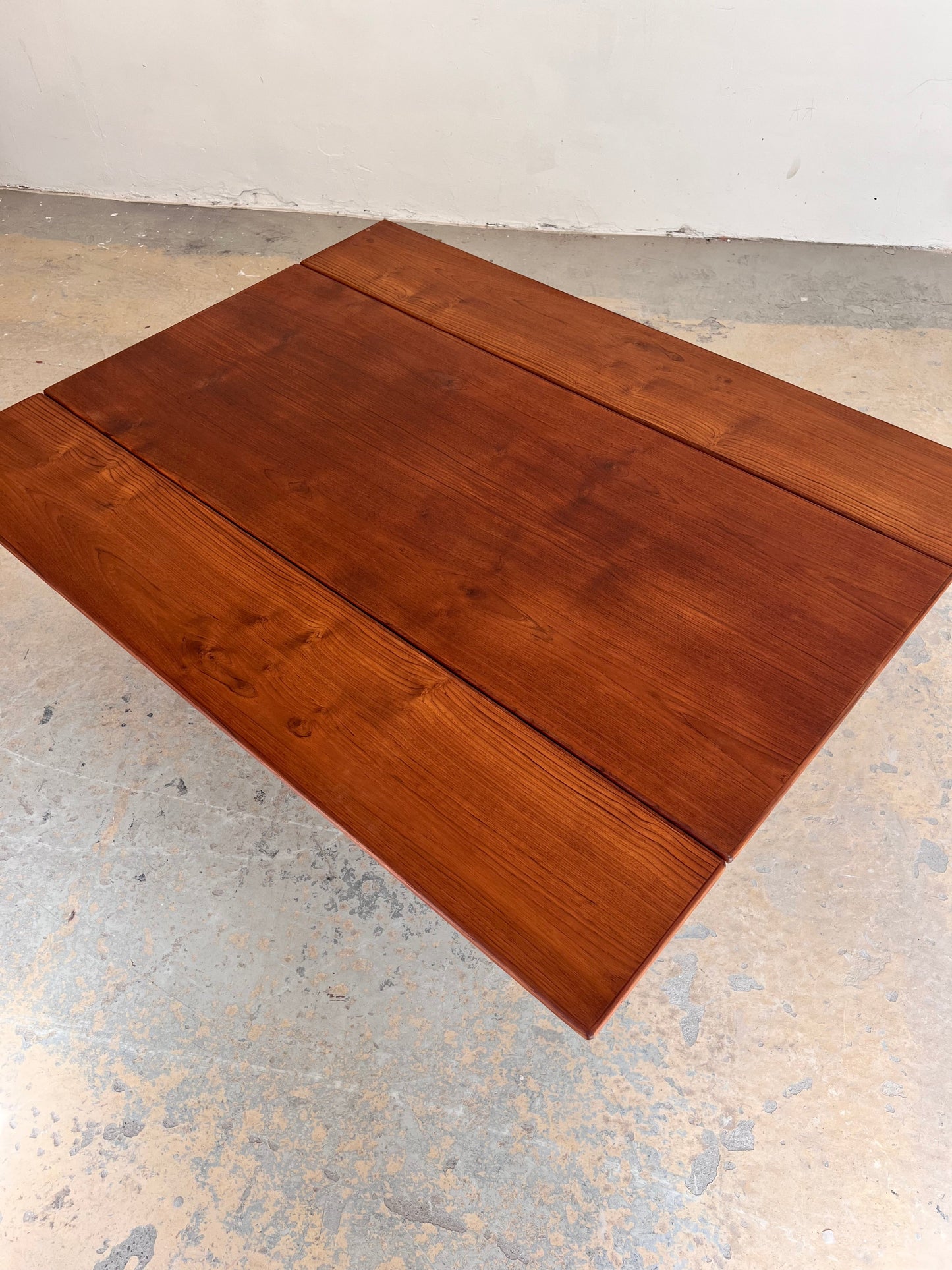 Vintage höhenverstellbarer Couchtisch Teak mit Auszügen aus Dänemark