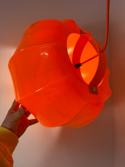 Vintage Hängelampe von Ilka Plast, orange Kürbisform