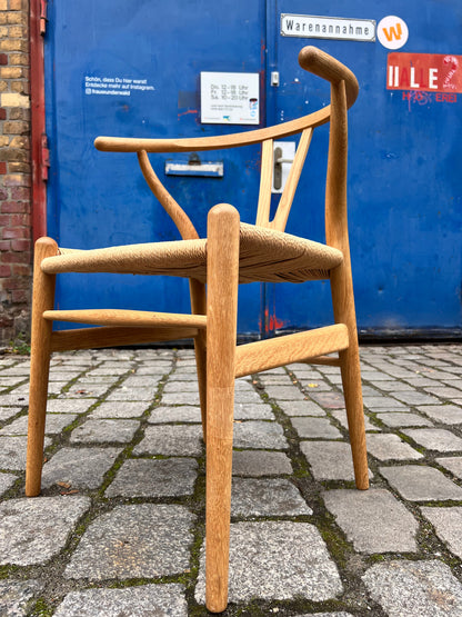 Wishbone Chair Modell CH24 Eiche geölt von Hans J. Wegner für Carl Hansen & Søn