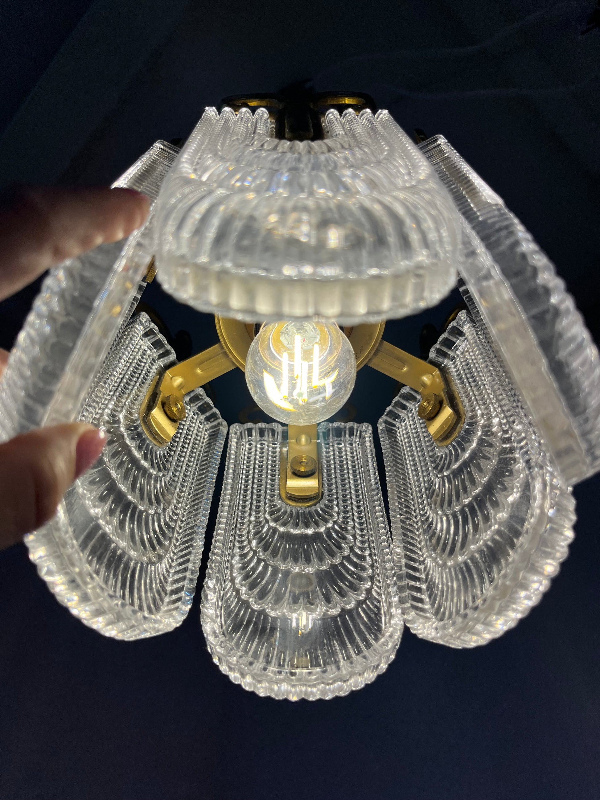 Vintage Lilien Kronleuchter Glas und Messing, Deutschland