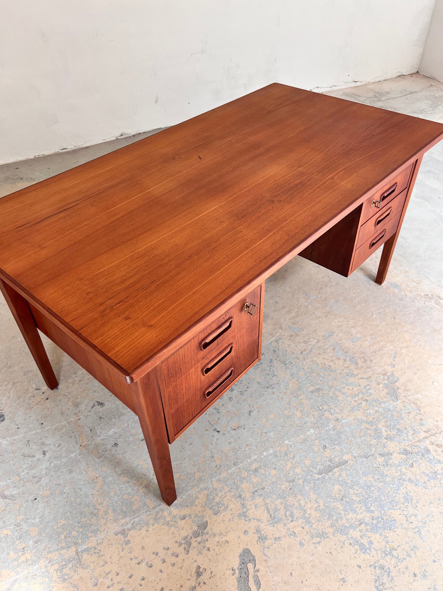 Vintage Schreibtisch Teak von Sigh und Søns Møbler