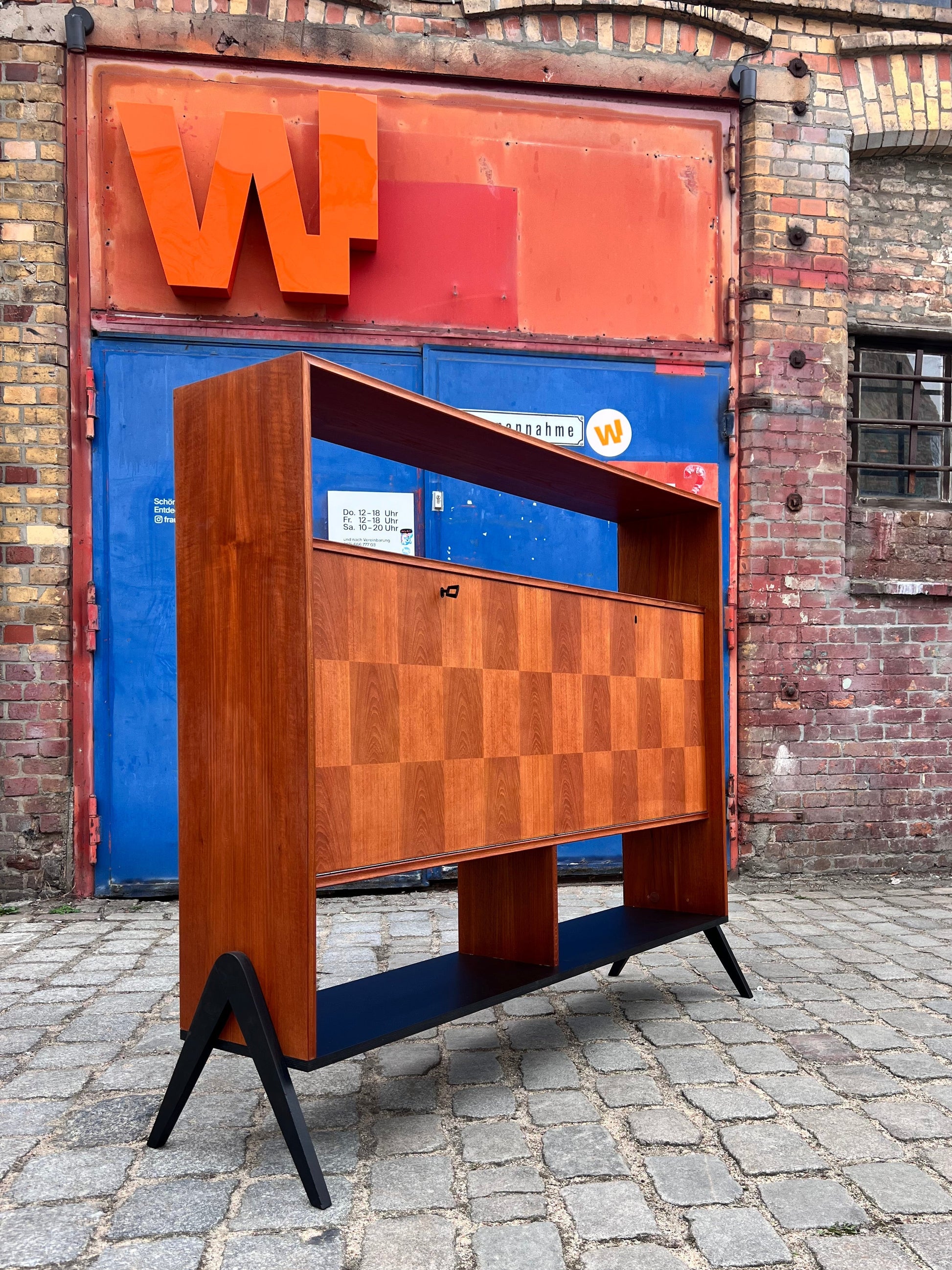 Vintage Schrankregal mit Minibar aus Teak, refurbished, braun schwarz, Dänemark