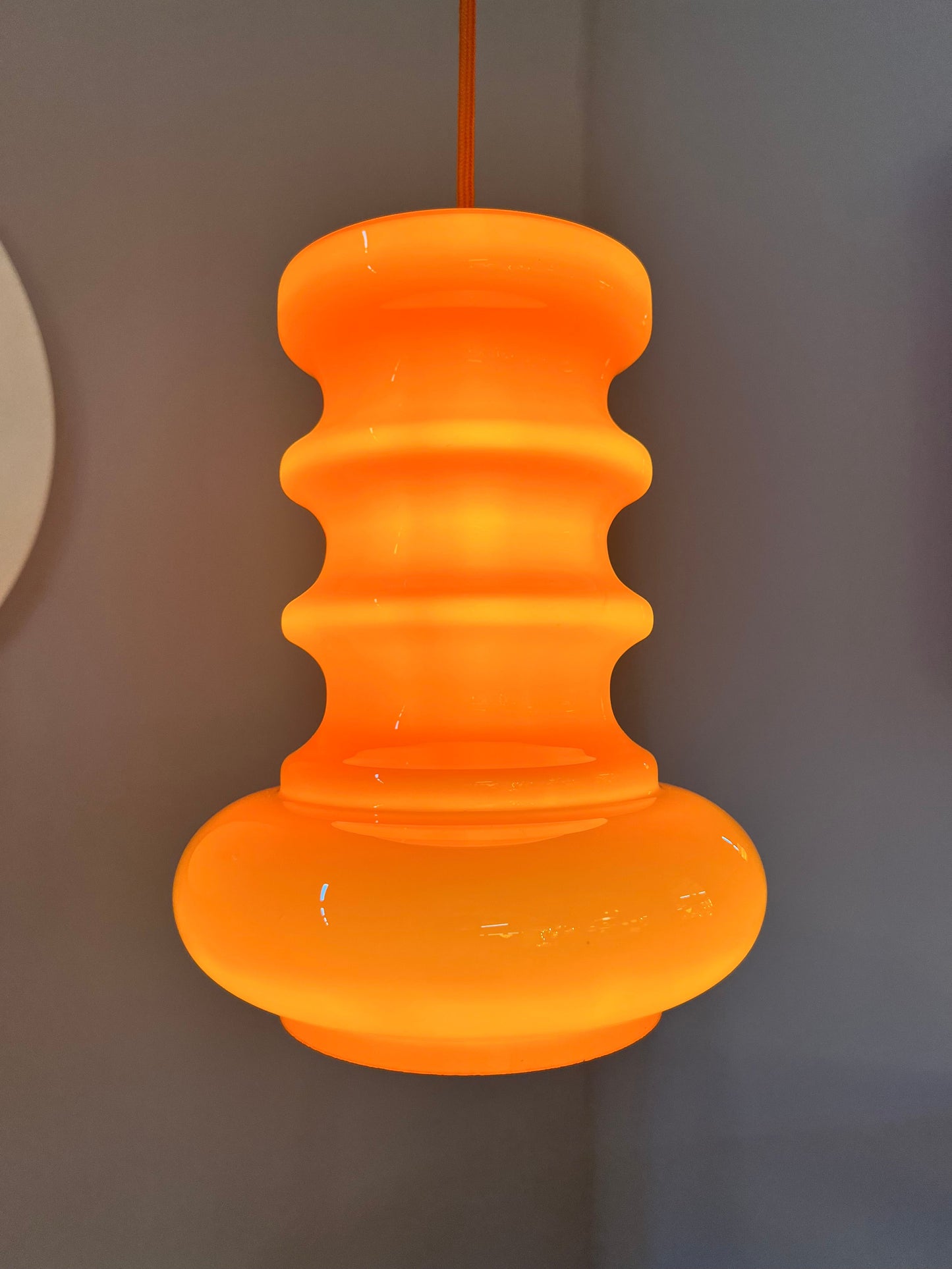 Lampe suspendue vintage en verre orange