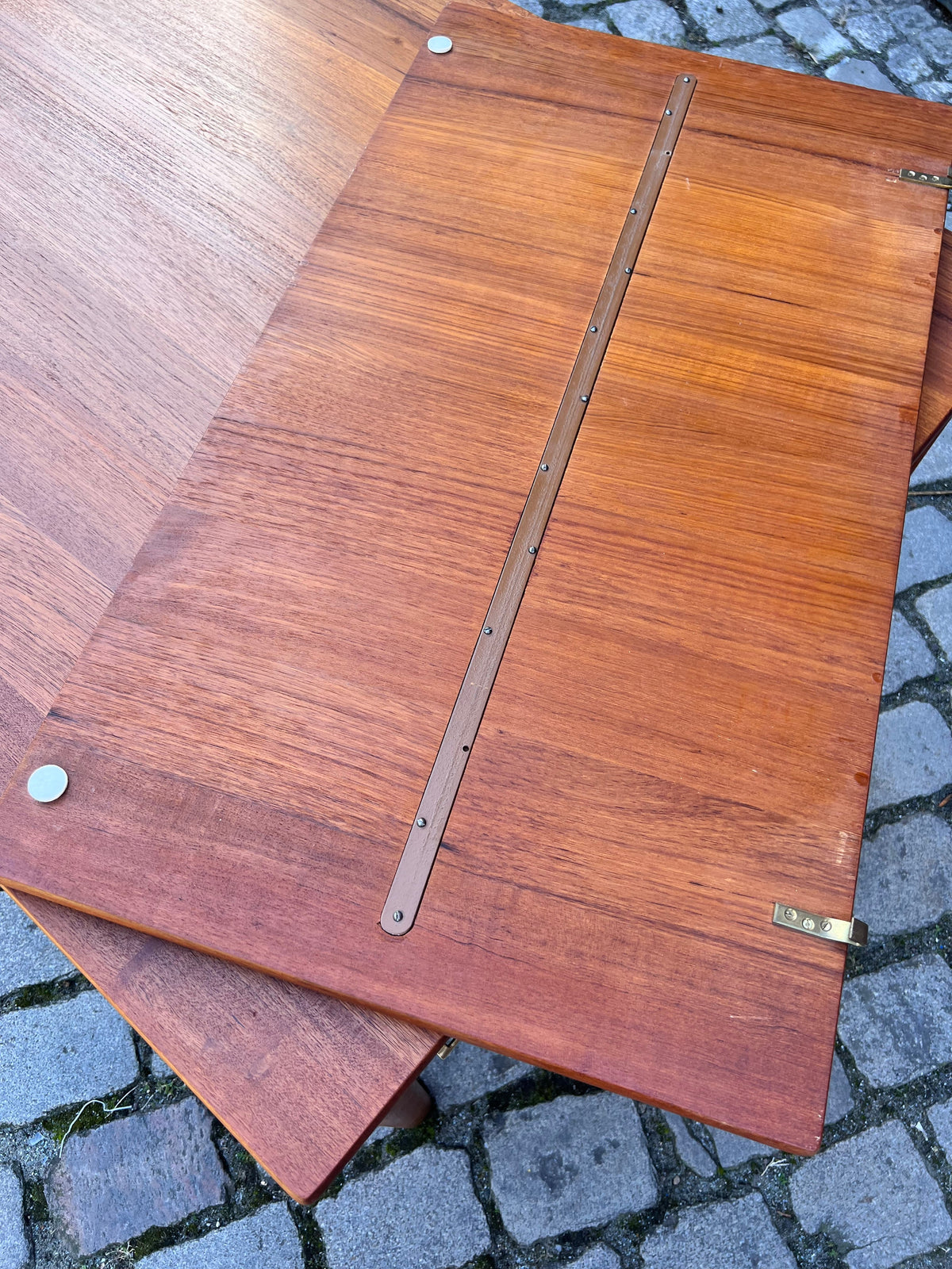 Esstisch Teak Vollholz mit eingehängter Platte