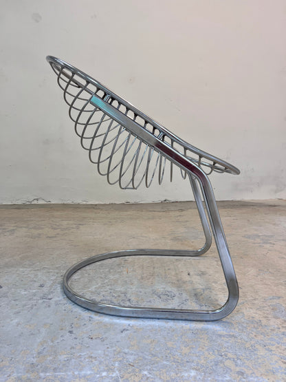 Vintage Freischwinger "Egg Chair" von Gastone Rinaldi mit Fell