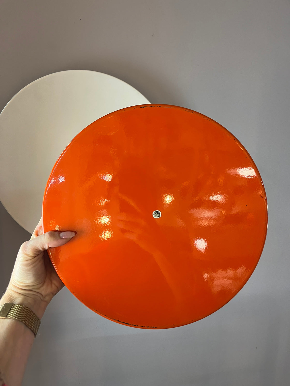 Tablett orange Metall von Boltze Design