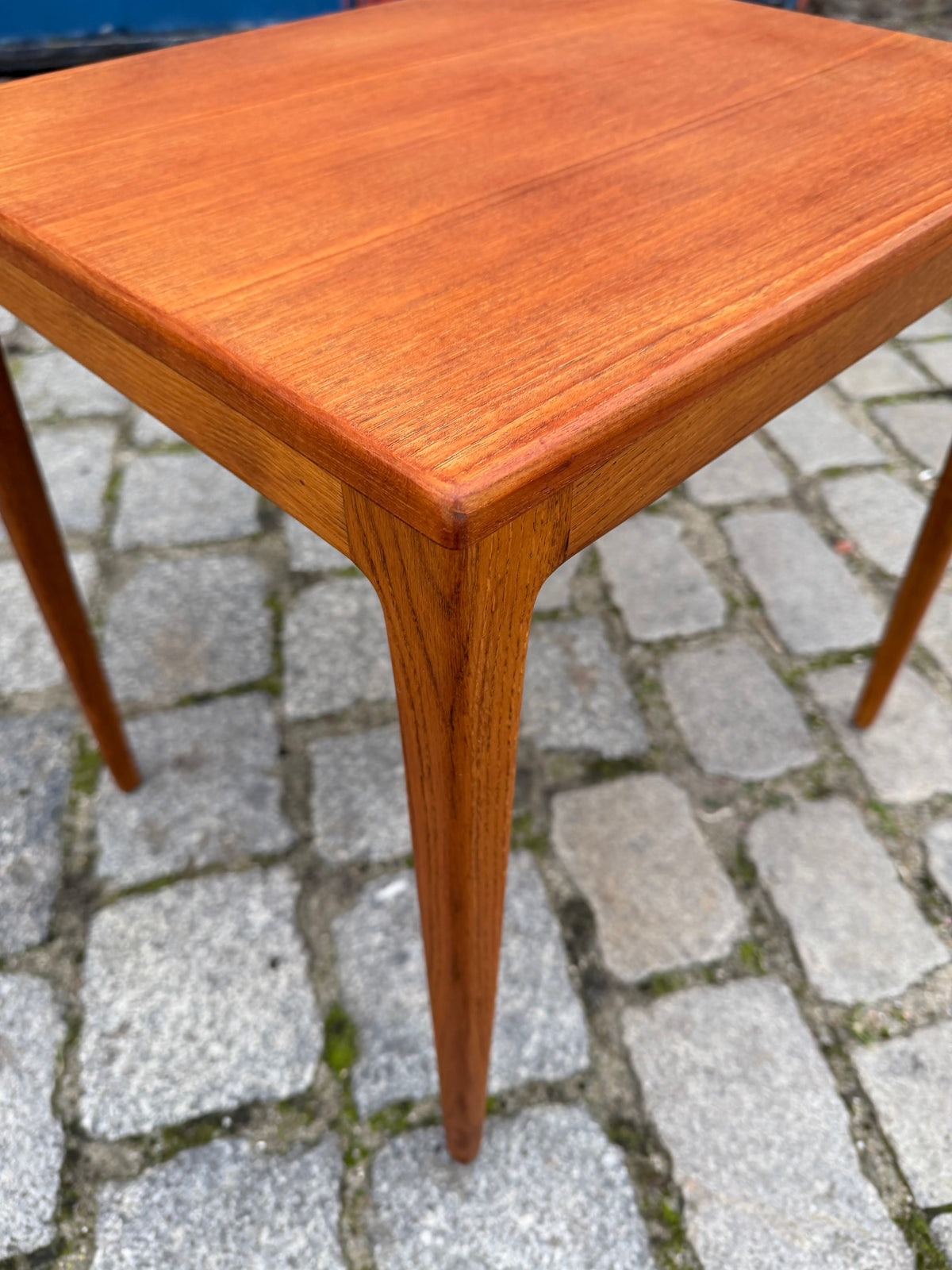 Beistelltisch Teak und Eiche von Wilkhahn