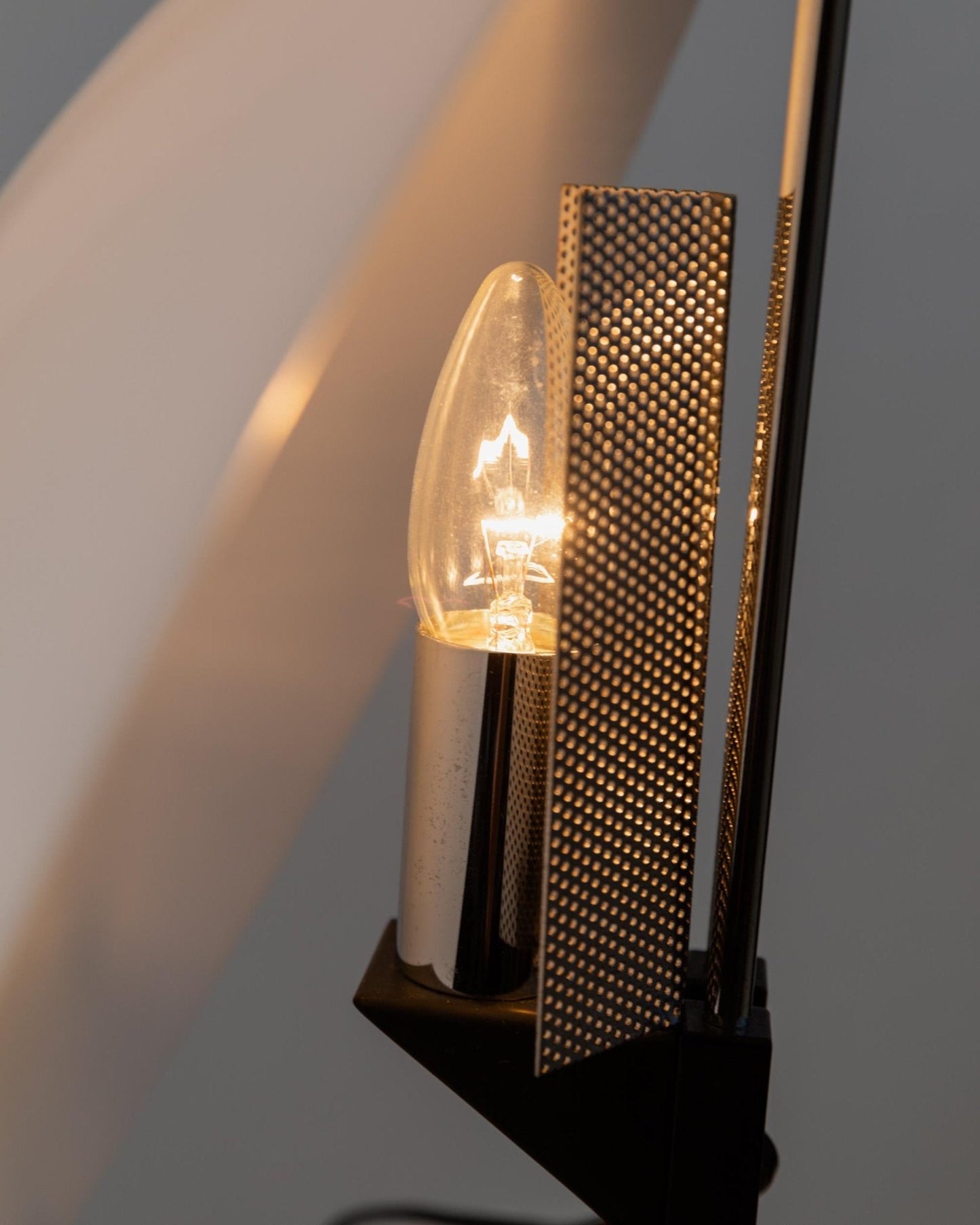 Vintage Tischlampe von G2 Murano für Murano schwarz opalweiß farbige Akzente