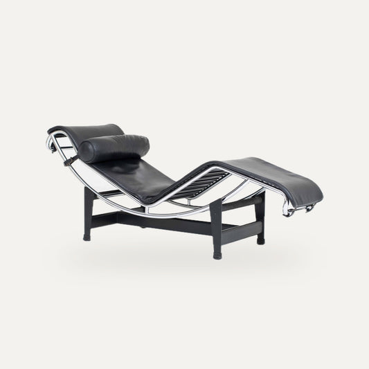 Chaise Longue LC4 von Le Corbusier für Cassina | studio