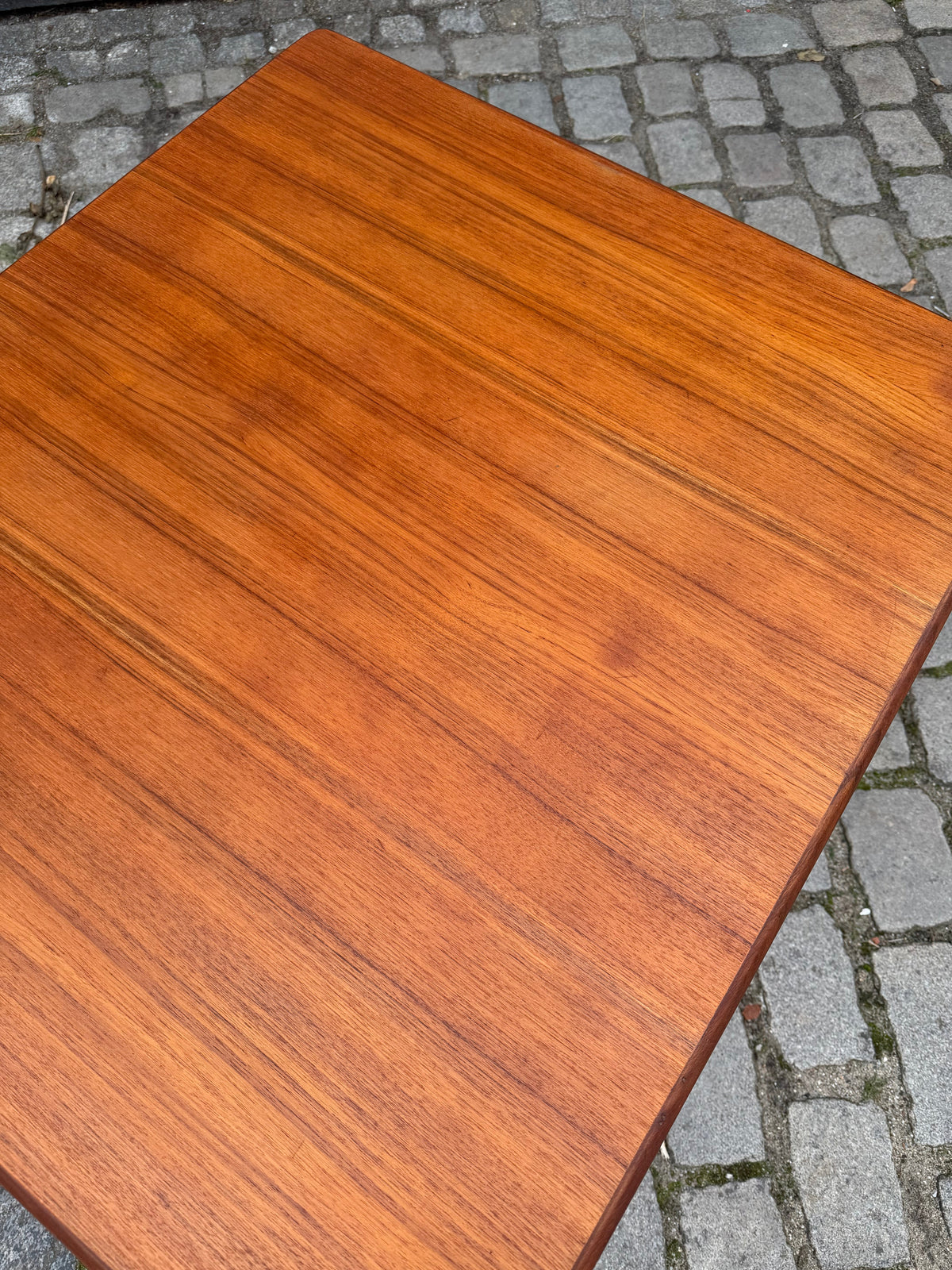 Vintage Esstisch Teak und Chrom im Space Age Design