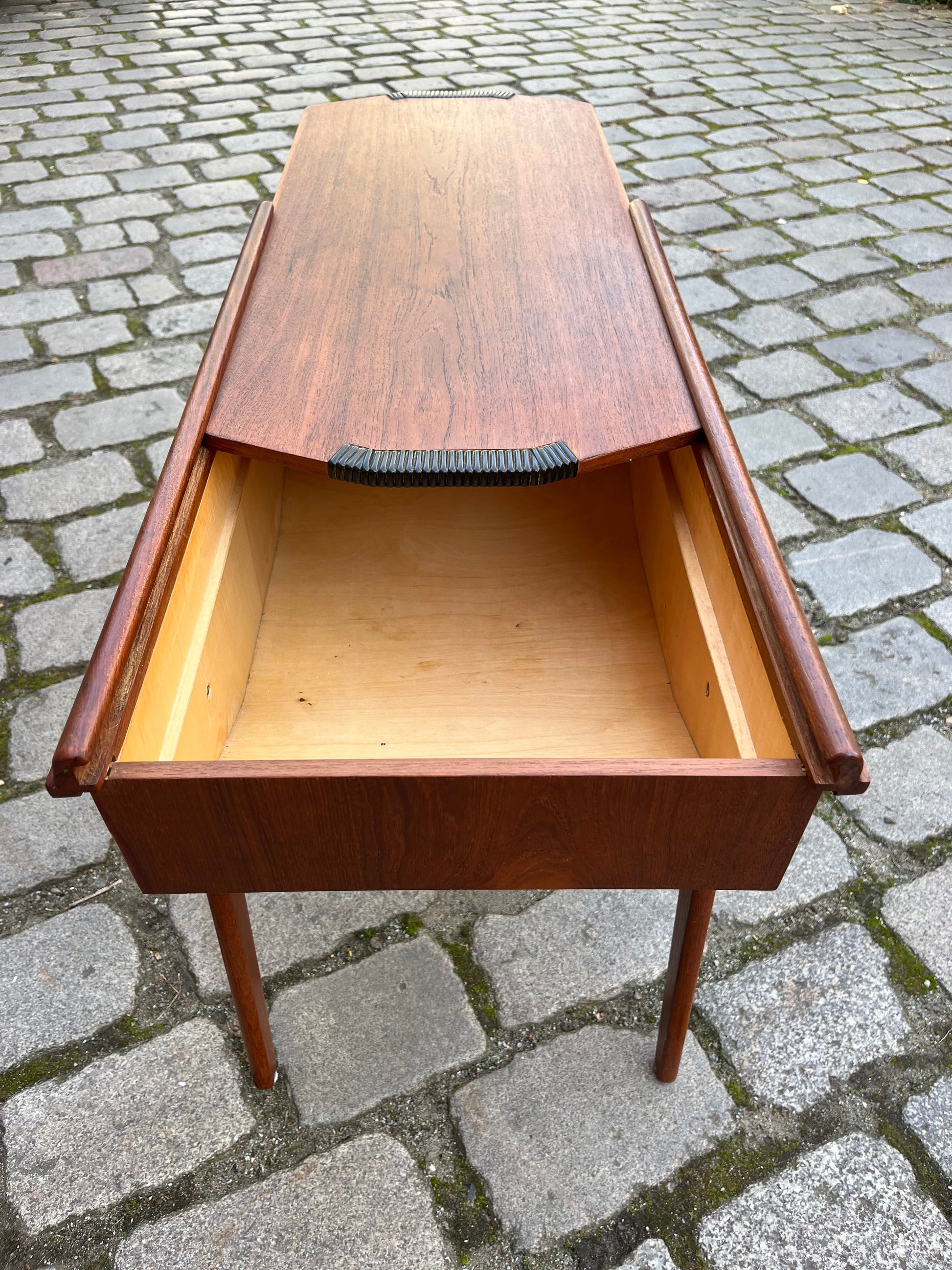 Beistelltisch Nähkasten Teak aus Dänemark