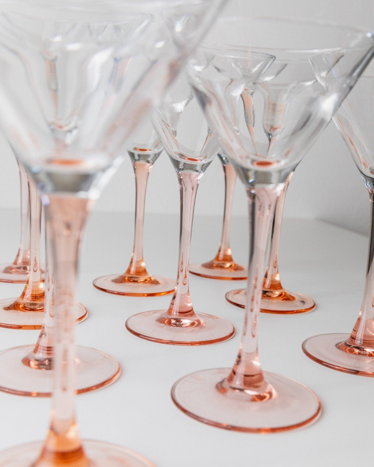 Vintage Martini Glas Set von 14 von Luminarc, pink, Memphis-Stil, Frankreich 1980er