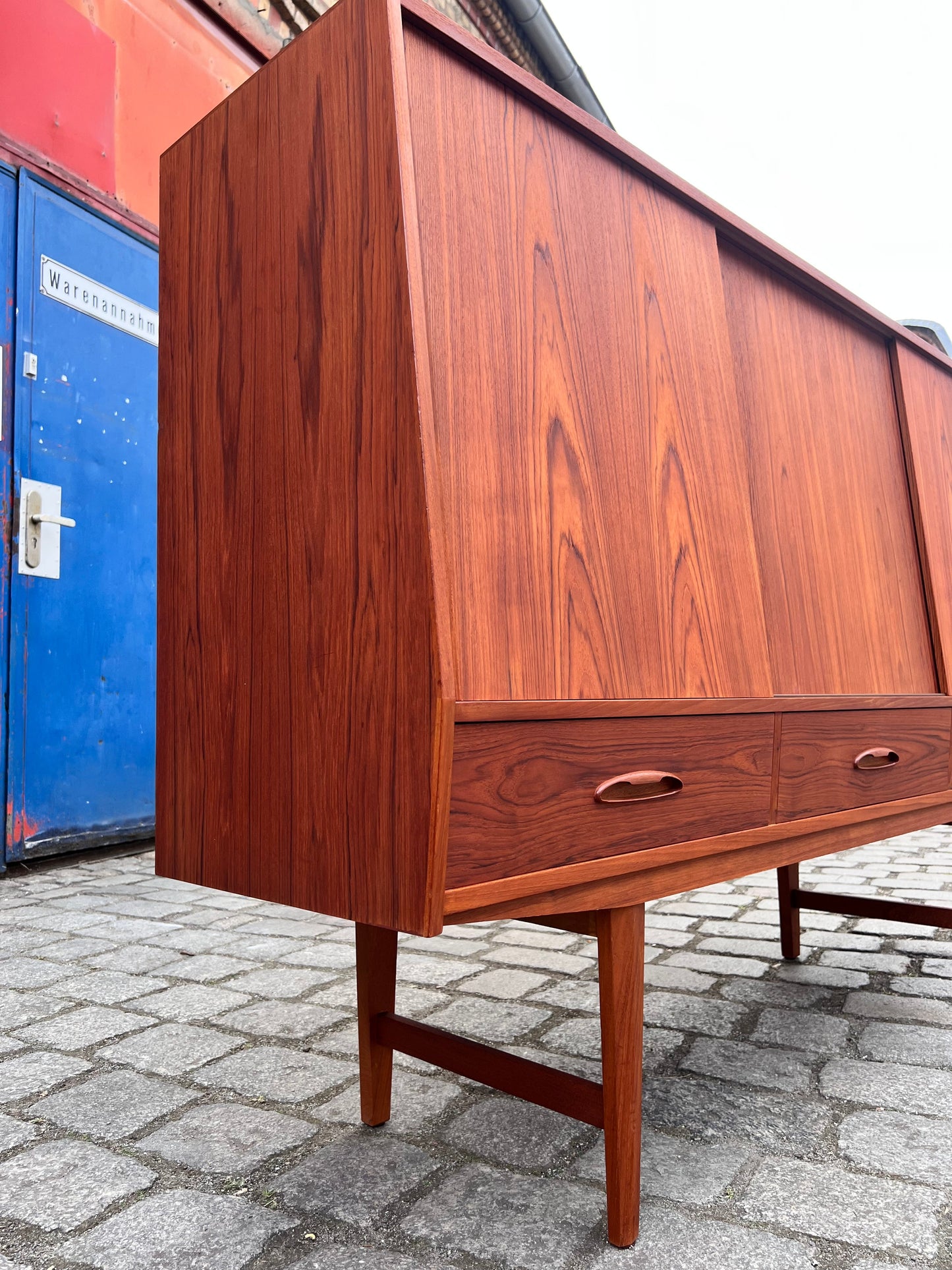 Buffet haut vintage en teck du Danemark