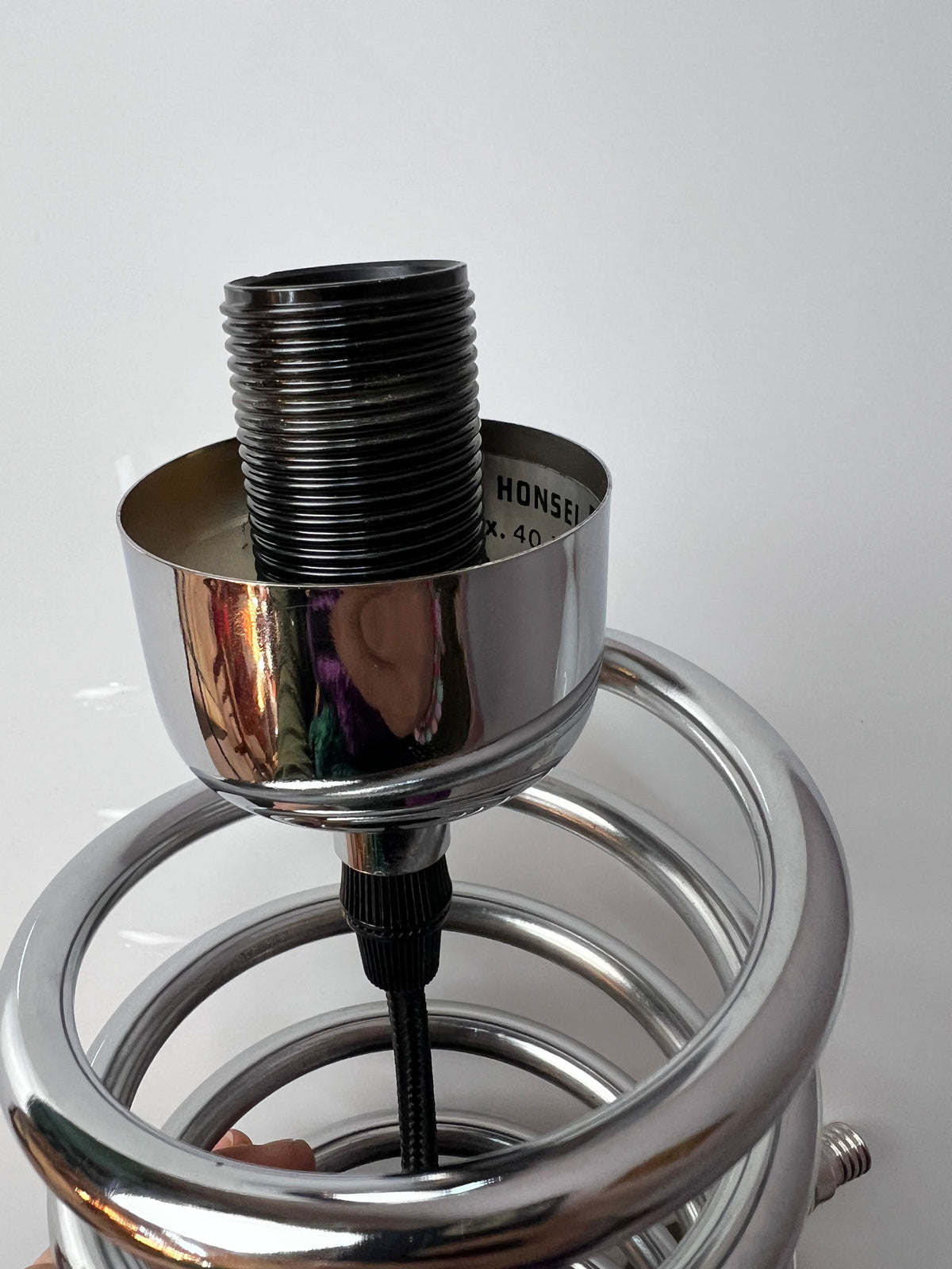Spiral-Tischlampe Glas und Chrom von Ingo Maurer für HONSEL