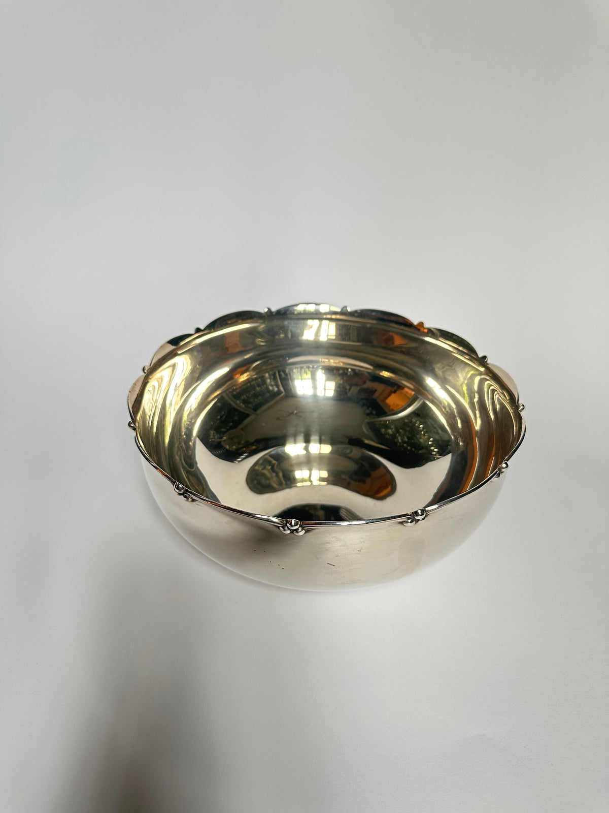 Vintage Schale Modell 1234A von Tiffany & Co. florales Bordrelief Sterling Silber ca. 1930