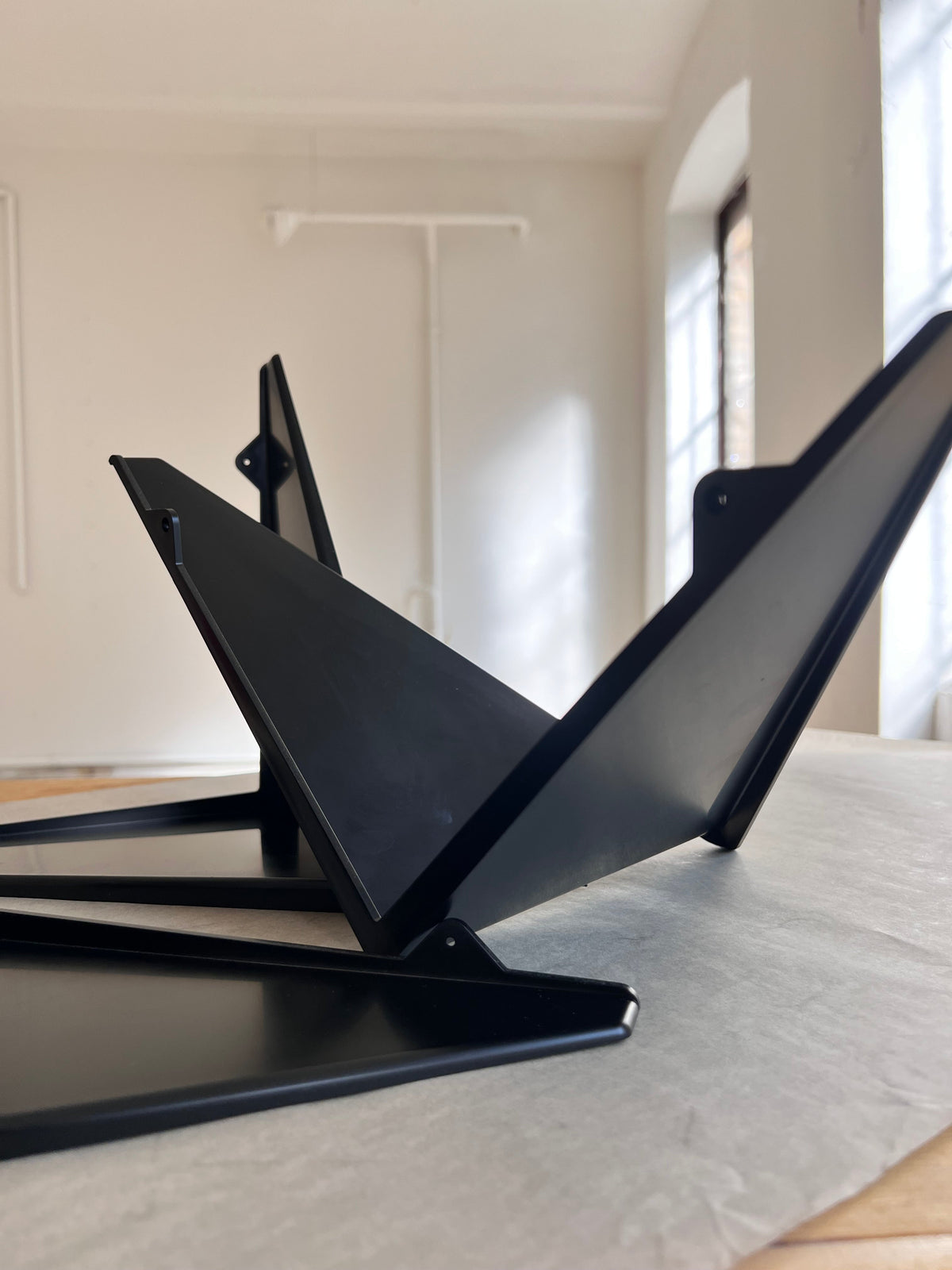 Étagère vintage « Butterfly » noire par Paul Cadovius Lot de 3