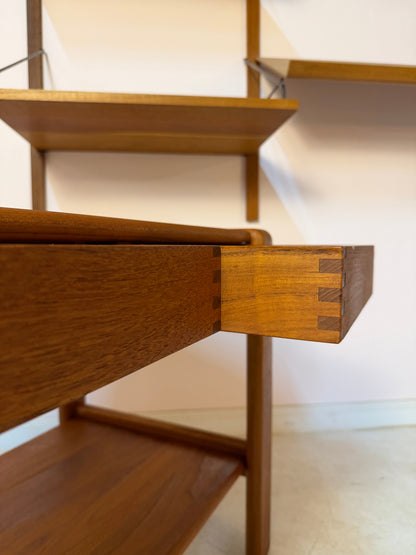 Beistelltisch Teak mit Schubladen und Ablage aus Dänemark