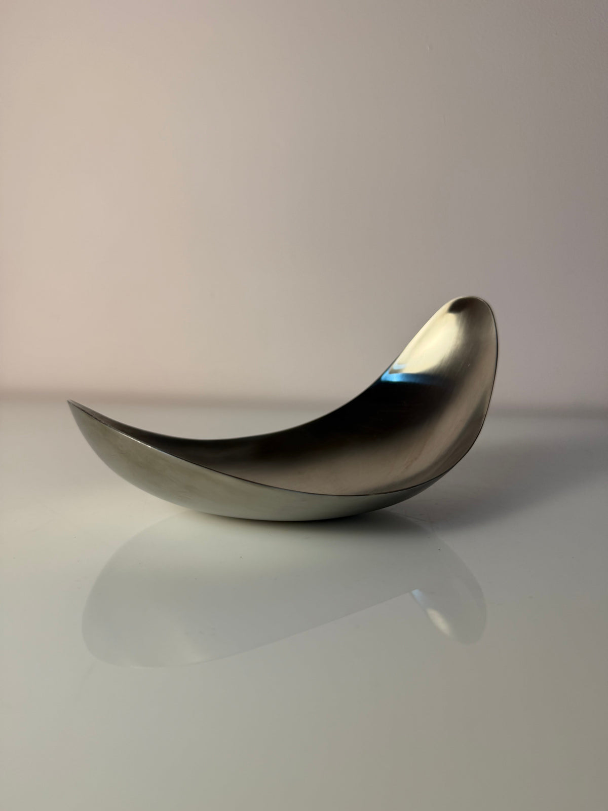 Servierschale Leaf medium von Helle Damkjær für Georg Jensen