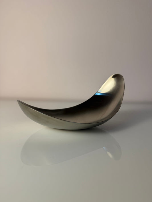 Servierschale Leaf medium von Helle Damkjær für Georg Jensen
