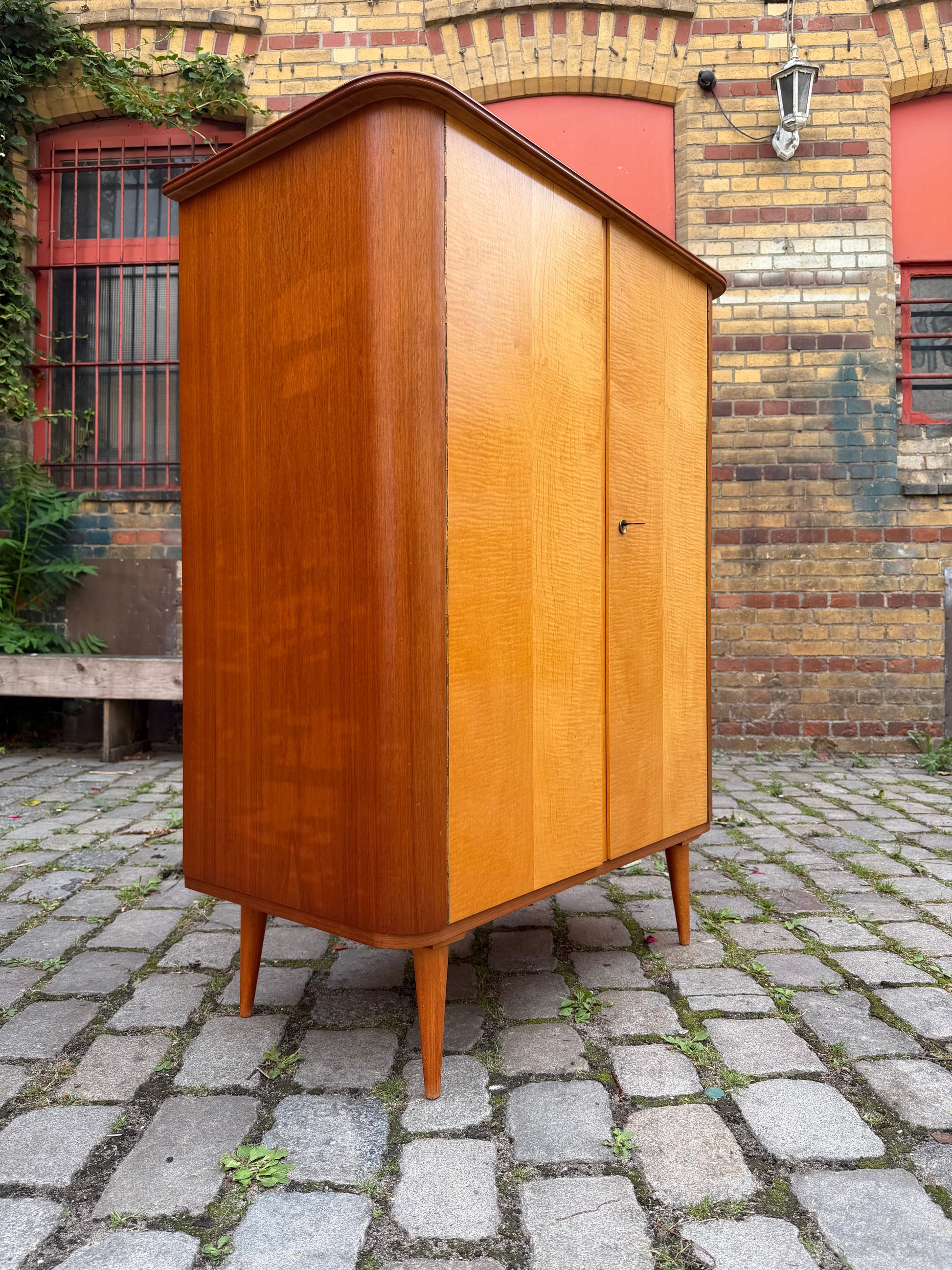 Vintage Wäscheschrank Ahorn und Nussbaum, Mid-Century Deutschland
