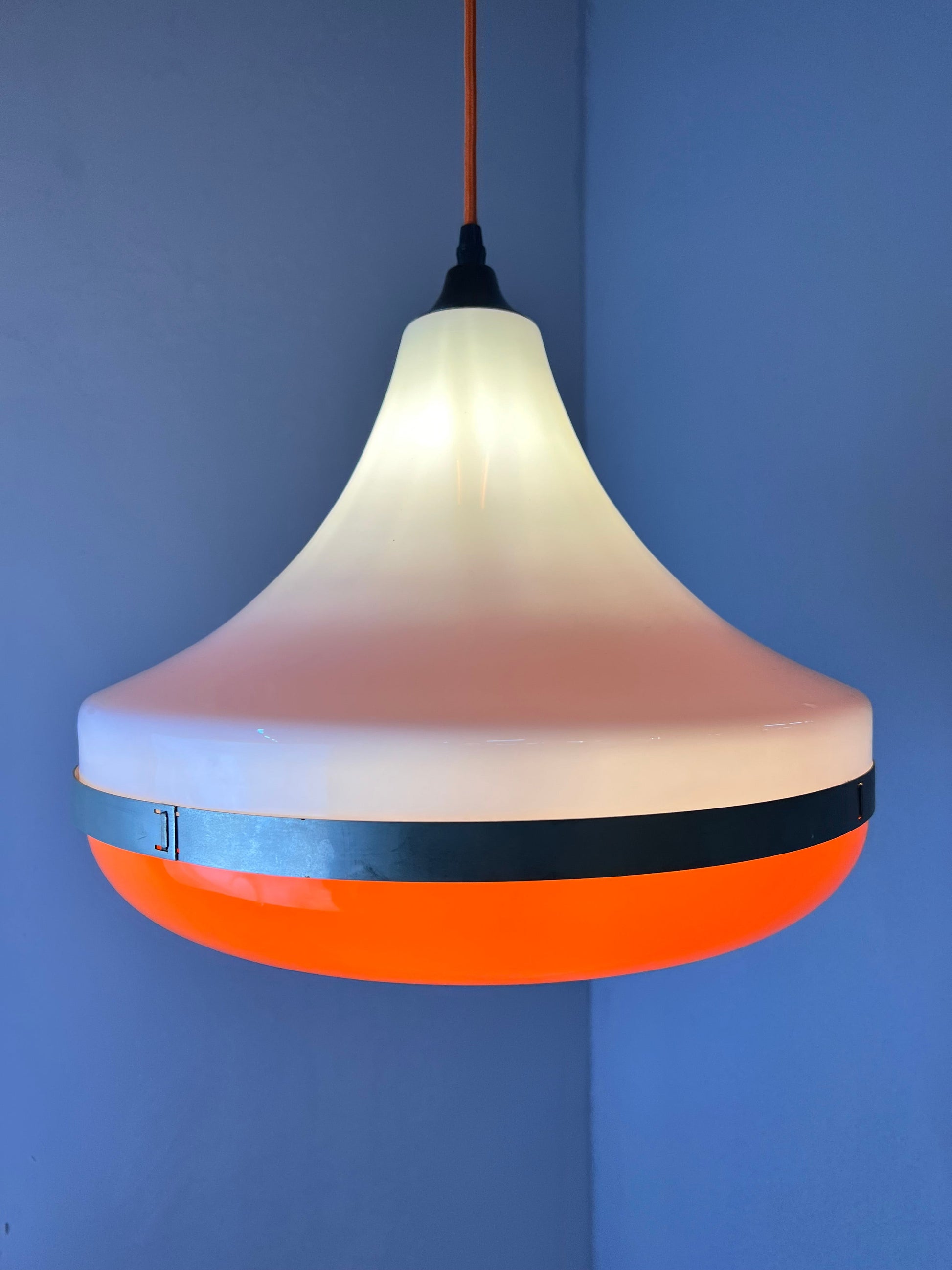 Vintage Hängelampe weiß orange Kunststoff aus Dänemark
