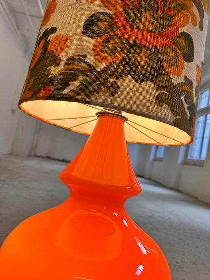 Vintage Stehlampe Flower Power orange Glasfuß beleuchtet 70er Schirm grün senfgelb
