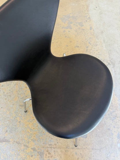 Vintage Polsterstuhl Serie 7 Echtleder von Arne Jacobsen für Fritz Hansen