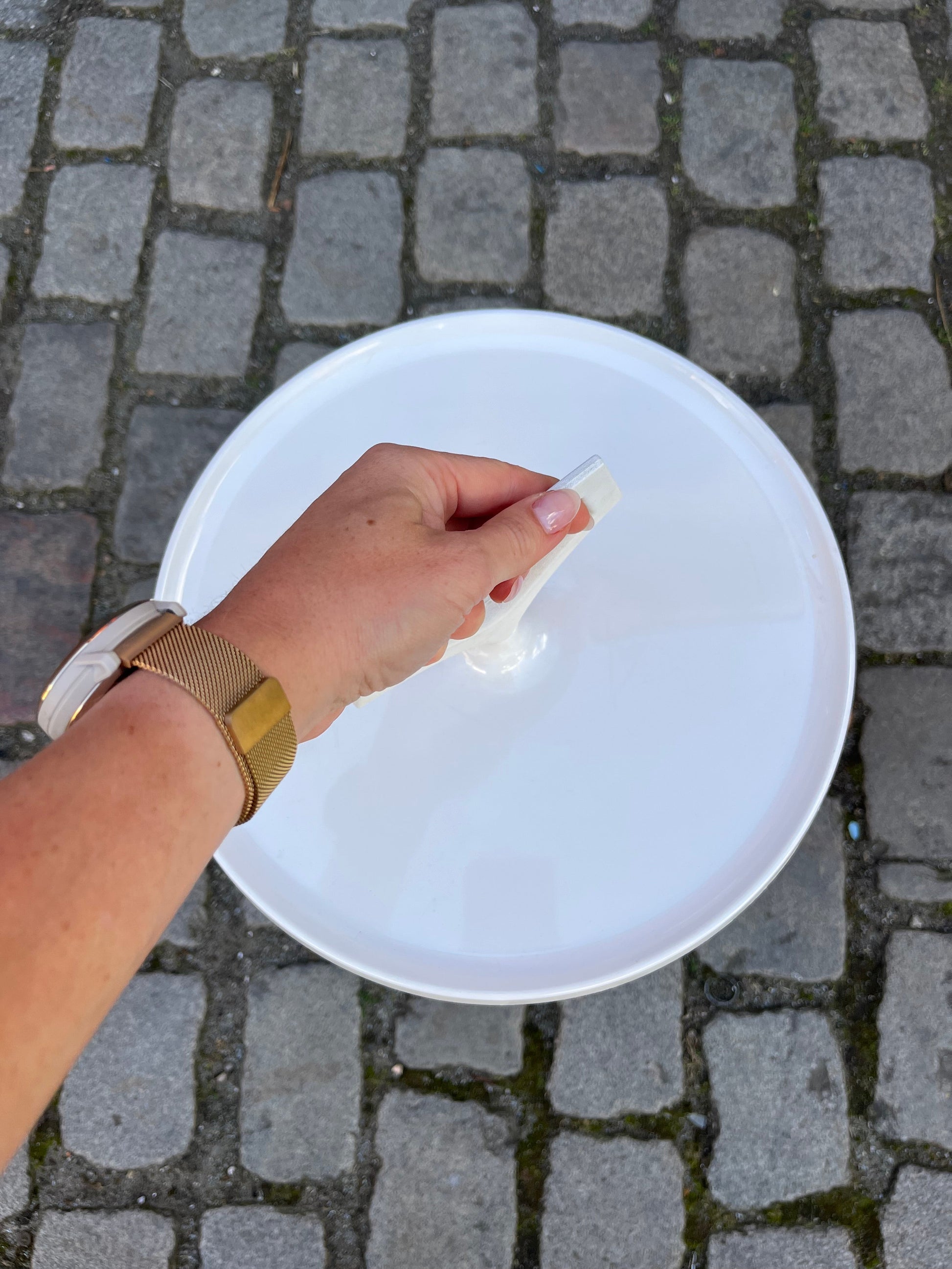 Flaschenhalter Beistelltisch weiß von Flair Holland