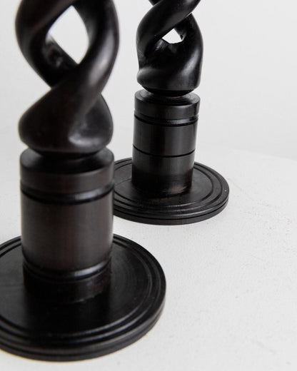 Vintage Kerzenhalter Dunkles Holz Italien 1970er Boho-Stil Set von 2