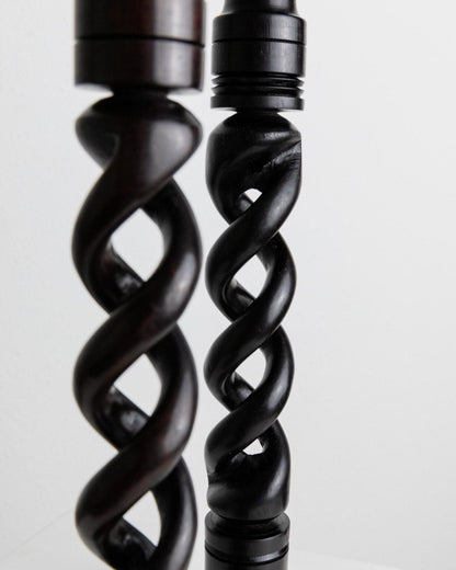 Vintage Kerzenhalter Dunkles Holz Italien 1970er Boho-Stil Set von 2