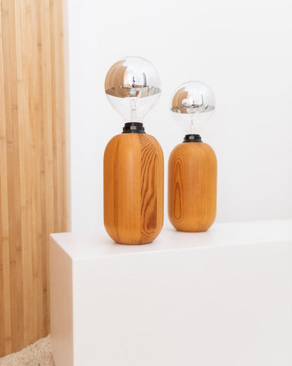 Lampe de table vintage Domus en bois avec abat-jour, milieu du siècle, années 1960, lot de 2