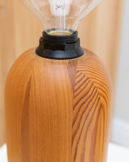 Lampe de table vintage Domus en bois avec abat-jour, milieu du siècle, années 1960, lot de 2