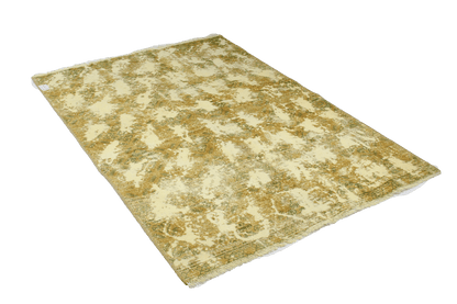 Vintage Carpet 188x134cm Colorful Nature-Inspired Motifs