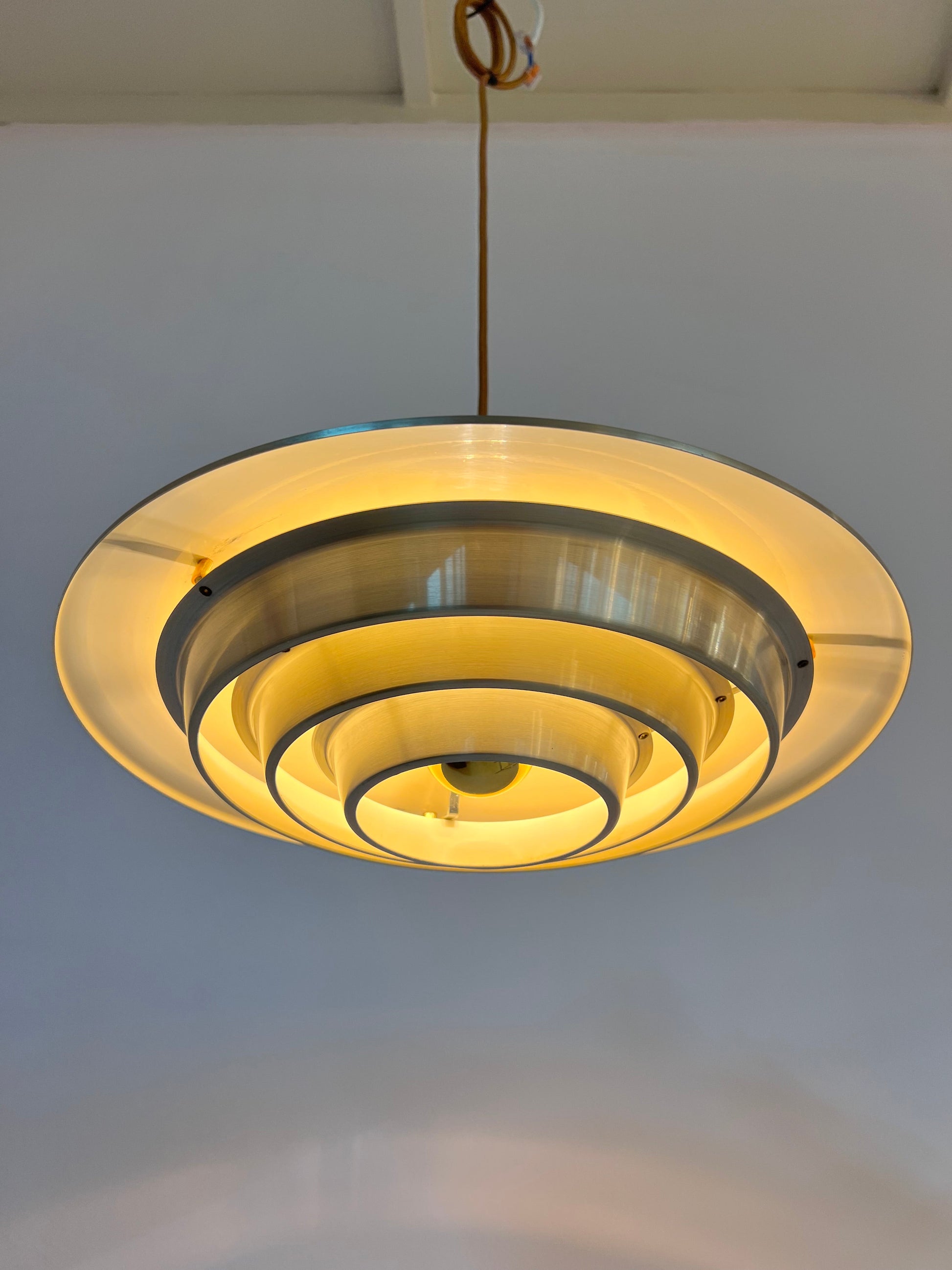 Vintage Lamellenlampe von Erik Jensen für Teknika silber