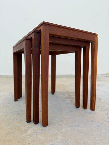 Set von 3 Vintage Satztisch Teak und Fliesen aus Dänemark