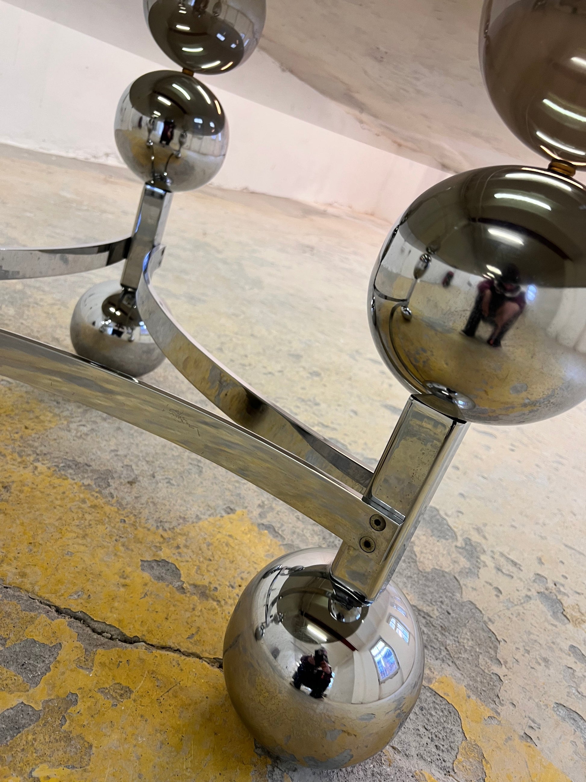 Vintage Couchtisch Chrom und Rauchglas