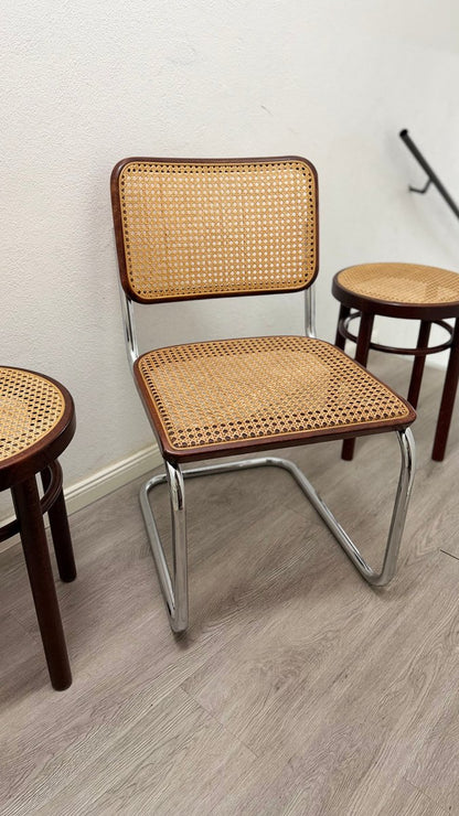 Set von 2 Vintage Hocker 214 mit Wiener Geflecht von Thonet