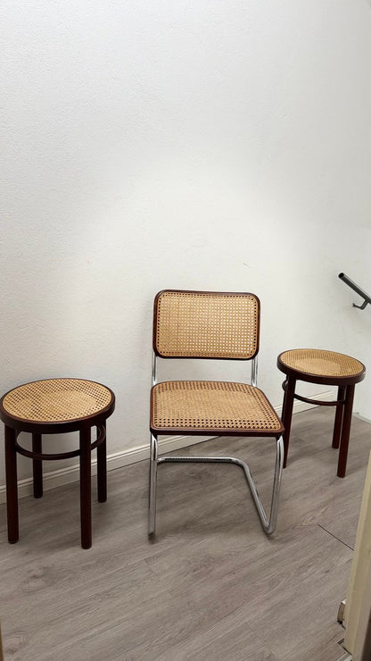Set von 2 Vintage Hocker 214 mit Wiener Geflecht von Thonet