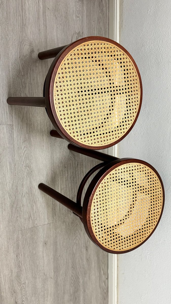 Set von 2 Vintage Hocker 214 mit Wiener Geflecht von Thonet