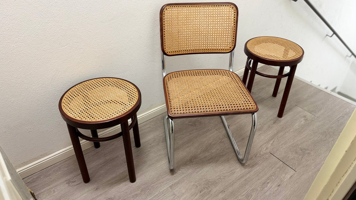 Set von 2 Vintage Hocker 214 mit Wiener Geflecht von Thonet