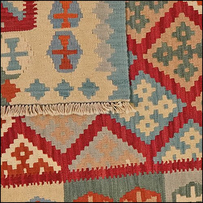 Vintage Kelim Gashgai carpet colorful 178x123cm