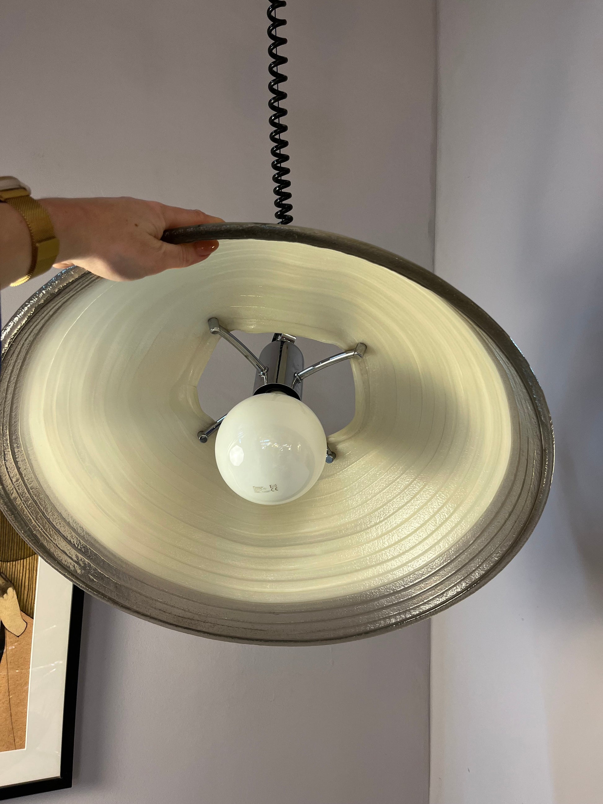 Vintage Hängelampe von Cristallux weiß grau Chrom handgearbeitet