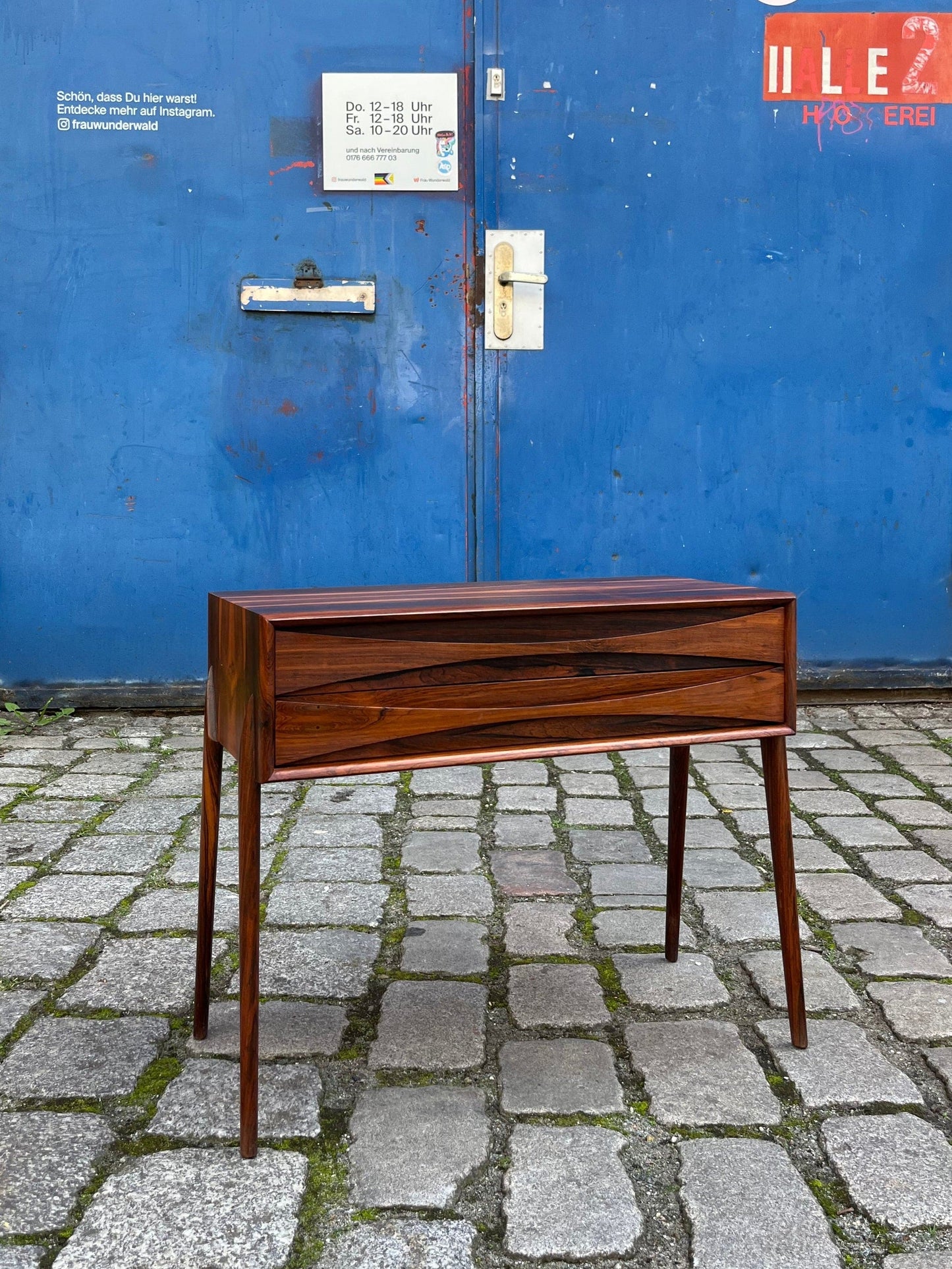 Side table model 6835 rosewood by Rimbert Sandholt for Glas und Trä