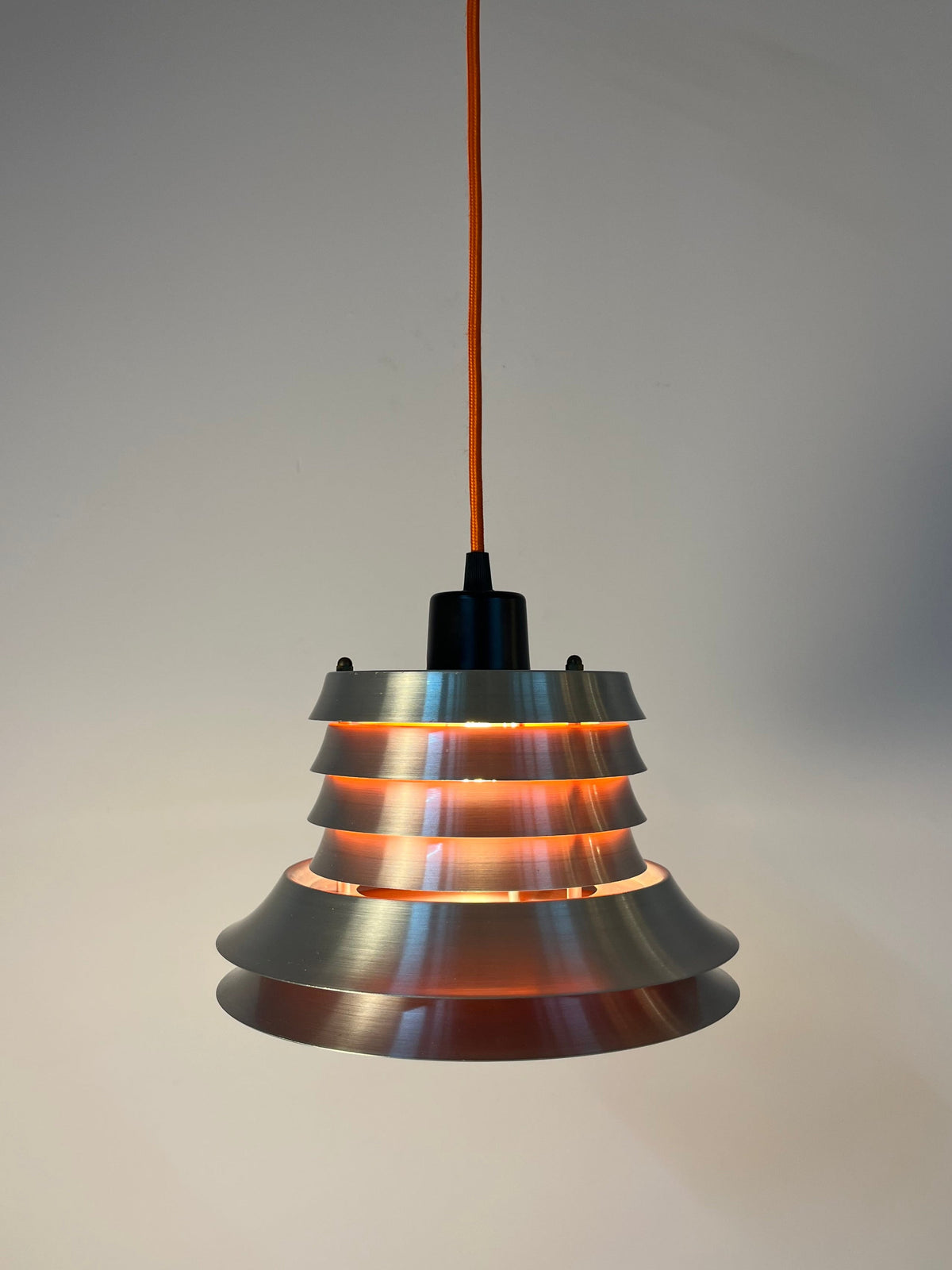 Vintage Lamellenlampe silber-orange von Carl Thore für Granhaga