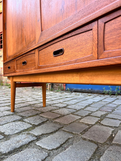 Vintage Highboard Teak aus Dänemark