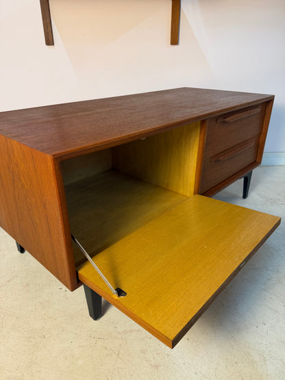 Vintage Lowboard Teak von Riestenpatt