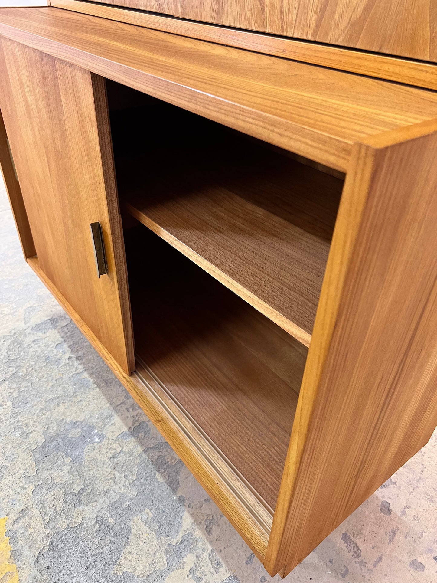 Vintage Schrank Typ 605 von Herbert Eilenberg für Hellerau auf Hairpinlegs